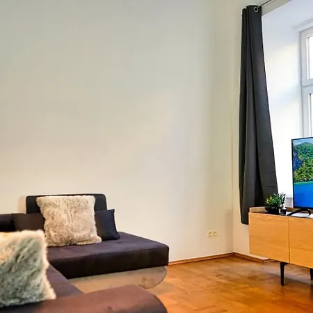 Beautiful Apartments Near Hauptbahnhof Vienna Exterior photo